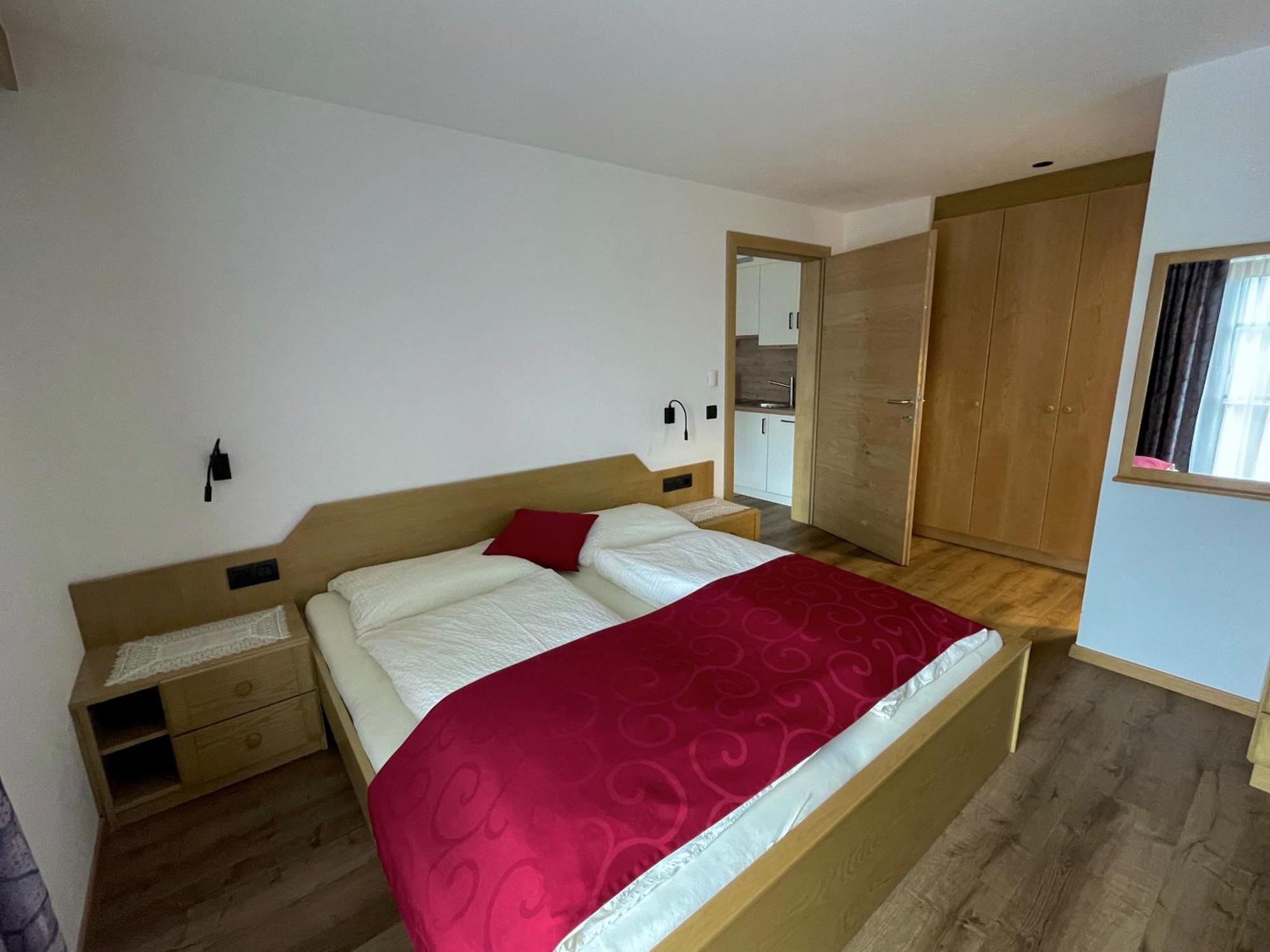 Da Kathi Aparthotel San Candido Eksteriør bilde
